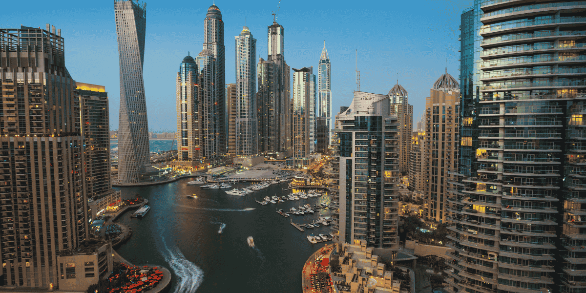 Luxury Apartment — Dubai Marina