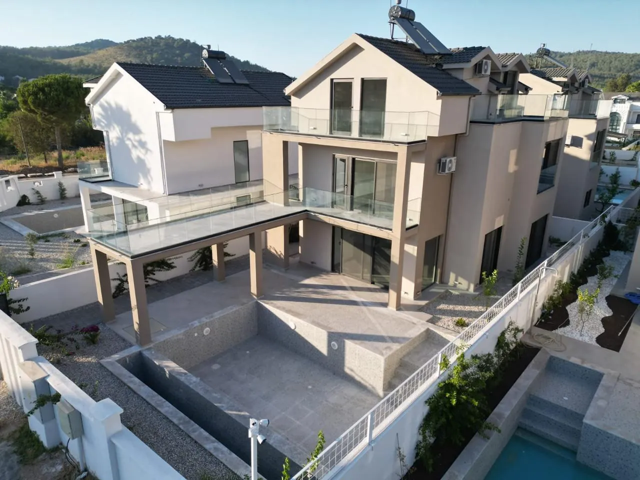 Detached 4-Bedroom Villa on the Slopes of Mount Babadağ